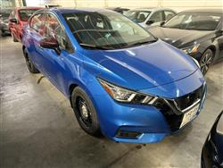 نيسان فيرسا